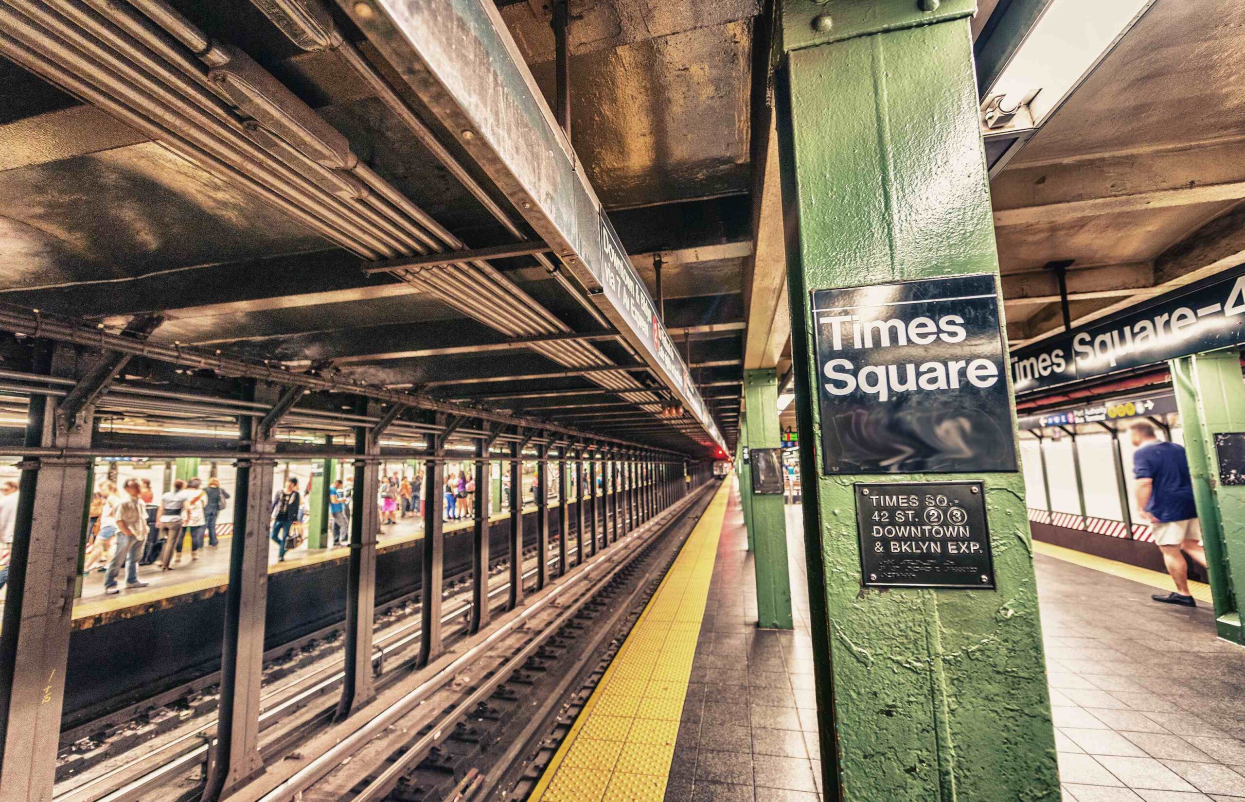 NEWYORK TIMES SQUARE