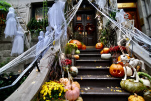 New,York,City/usa,-,October,26,,2019:,Halloween,Decorations,,Upper