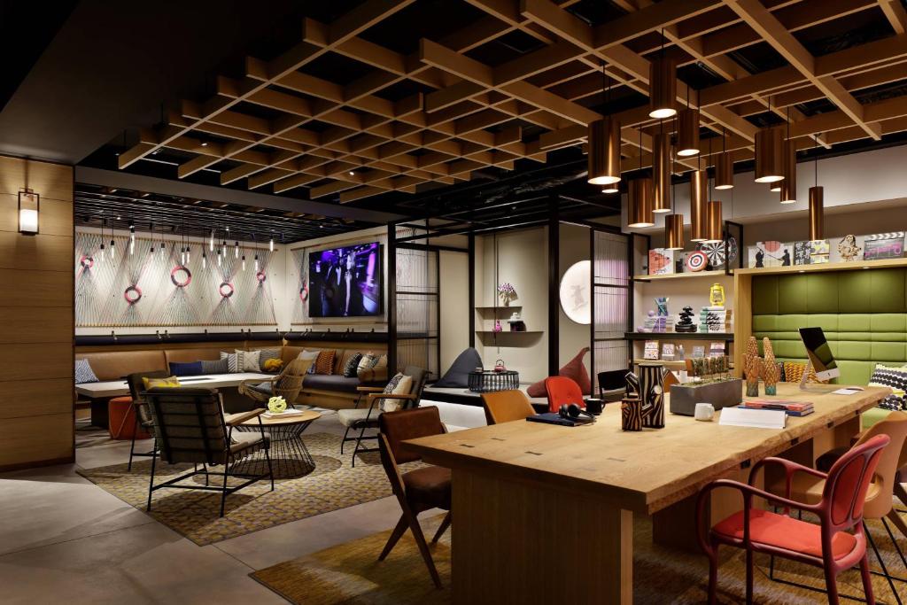 moxy kyoto1