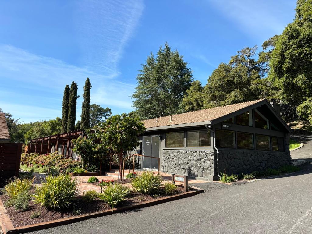 hiddenvalleyinn5